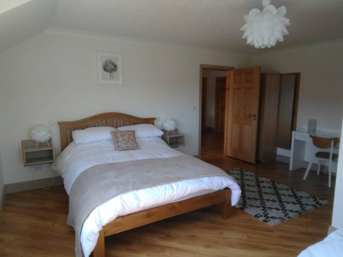 Burren Rock Farmhouse B&B Turlough  Bagian luar foto